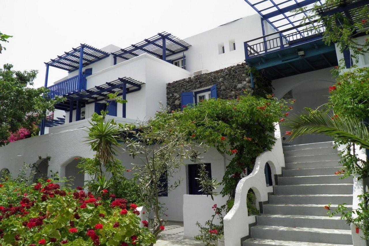 Rivari Santorini Hotel Kamári Exterior foto